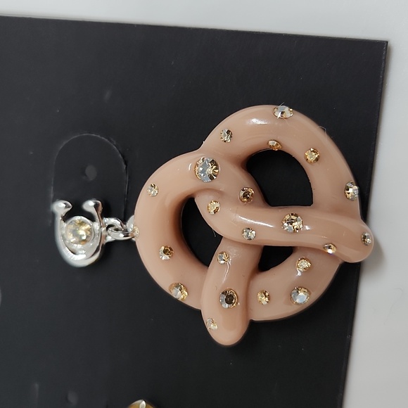 Earrings - Picture 2 of 5